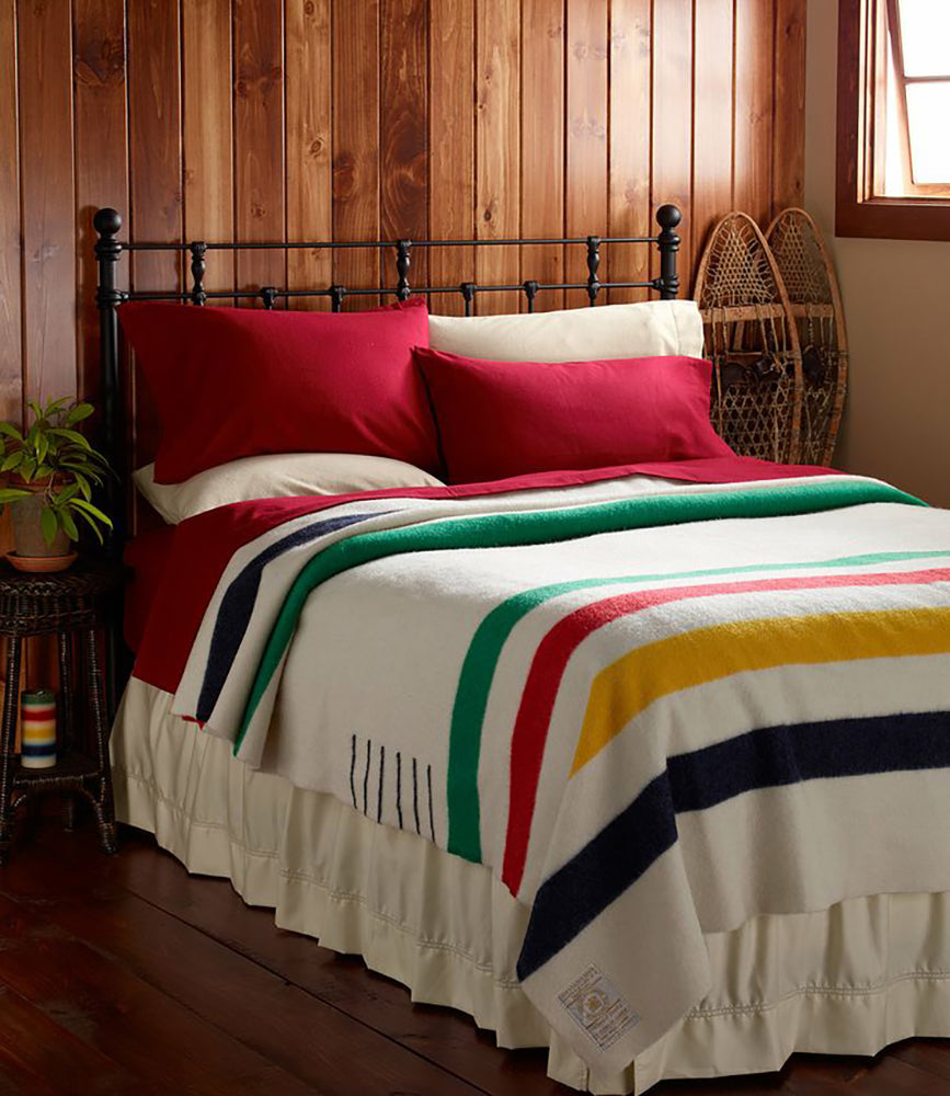 Genuine Hudson's Bay 100% wool point blanket - Queen 100 x 90 in